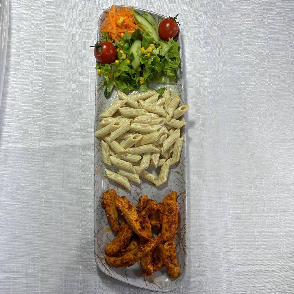 Köri Soslu Penne Tabağı